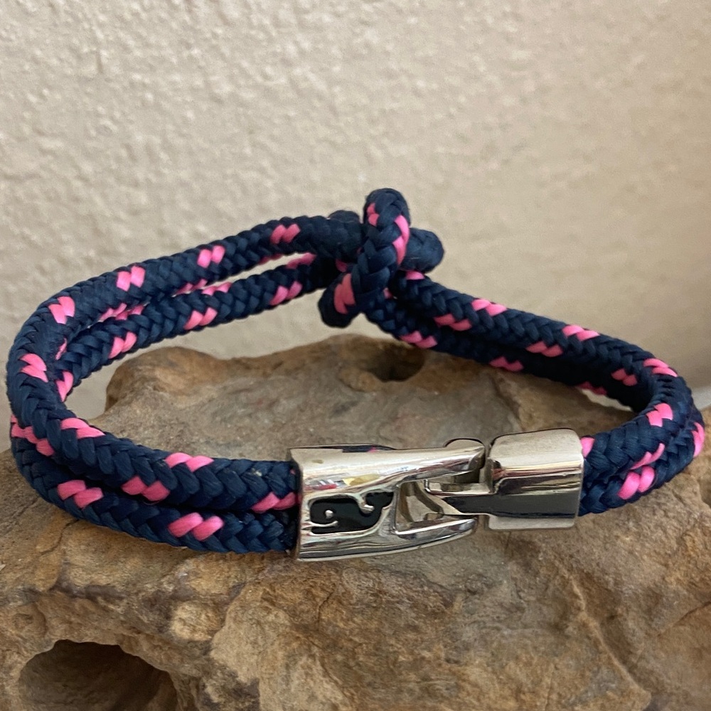 5/$10❤️❤️❤️Vineyard Vines Navy & Pink Braided Rope Bracelet
